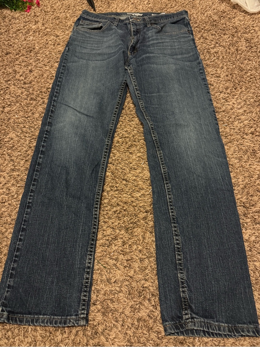 Wrangler Men's Blue Straight-Leg Jeans - Vintage Wash